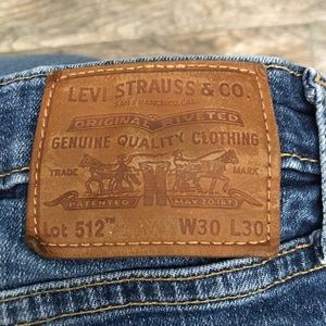 Levi’s men’s slim fit tapered leg